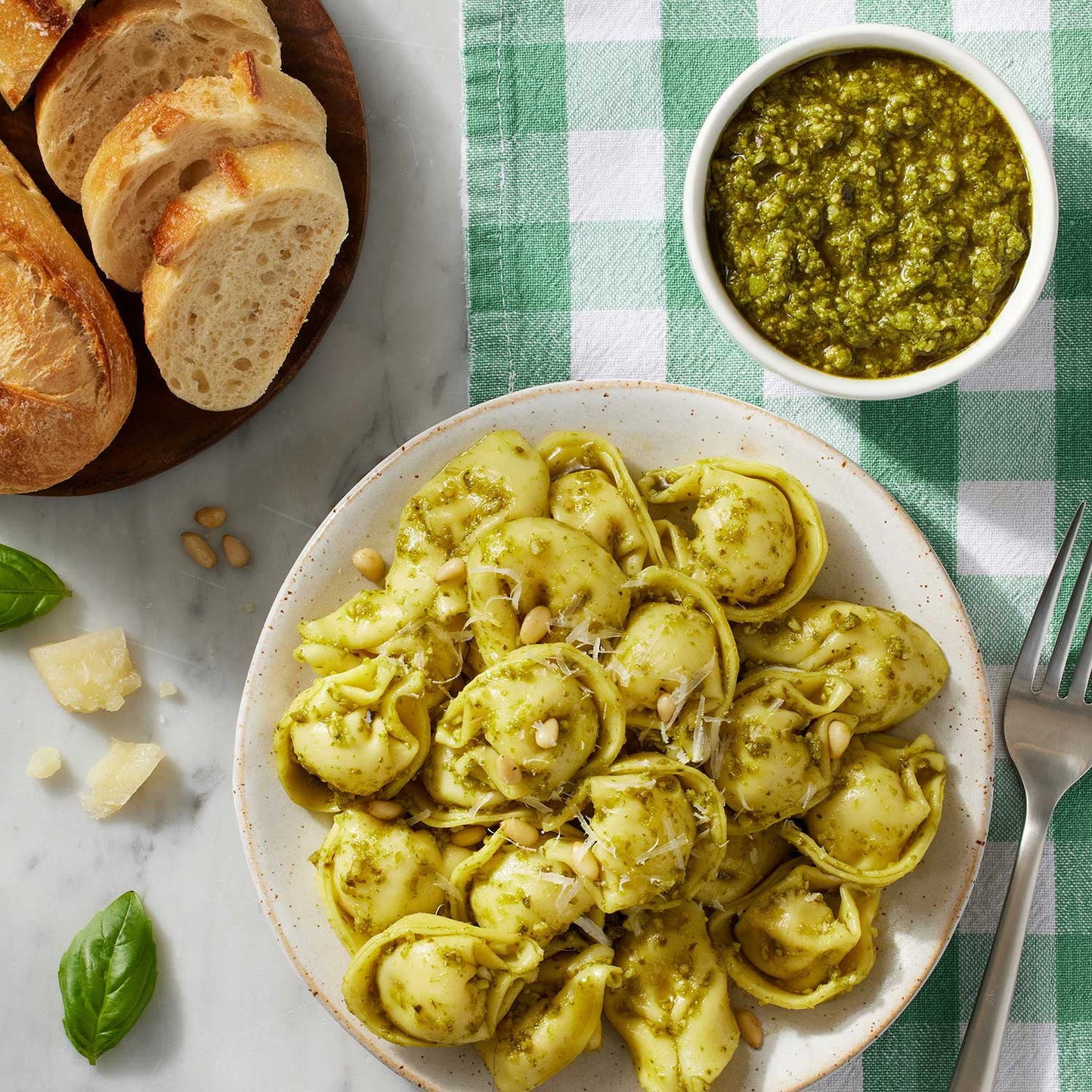Member's Mark Italian Basil Pesto, 22 oz.