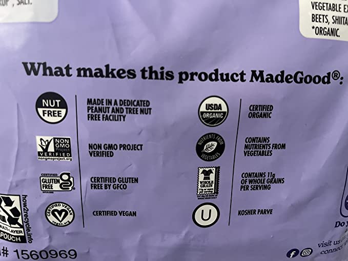 MadeGood Organic Granola Minis 24 Ct Bag - 12 Bags Chocolate Chip AND 12 Bags Mixed Berry Granola Minis (0.85 oz. each)
