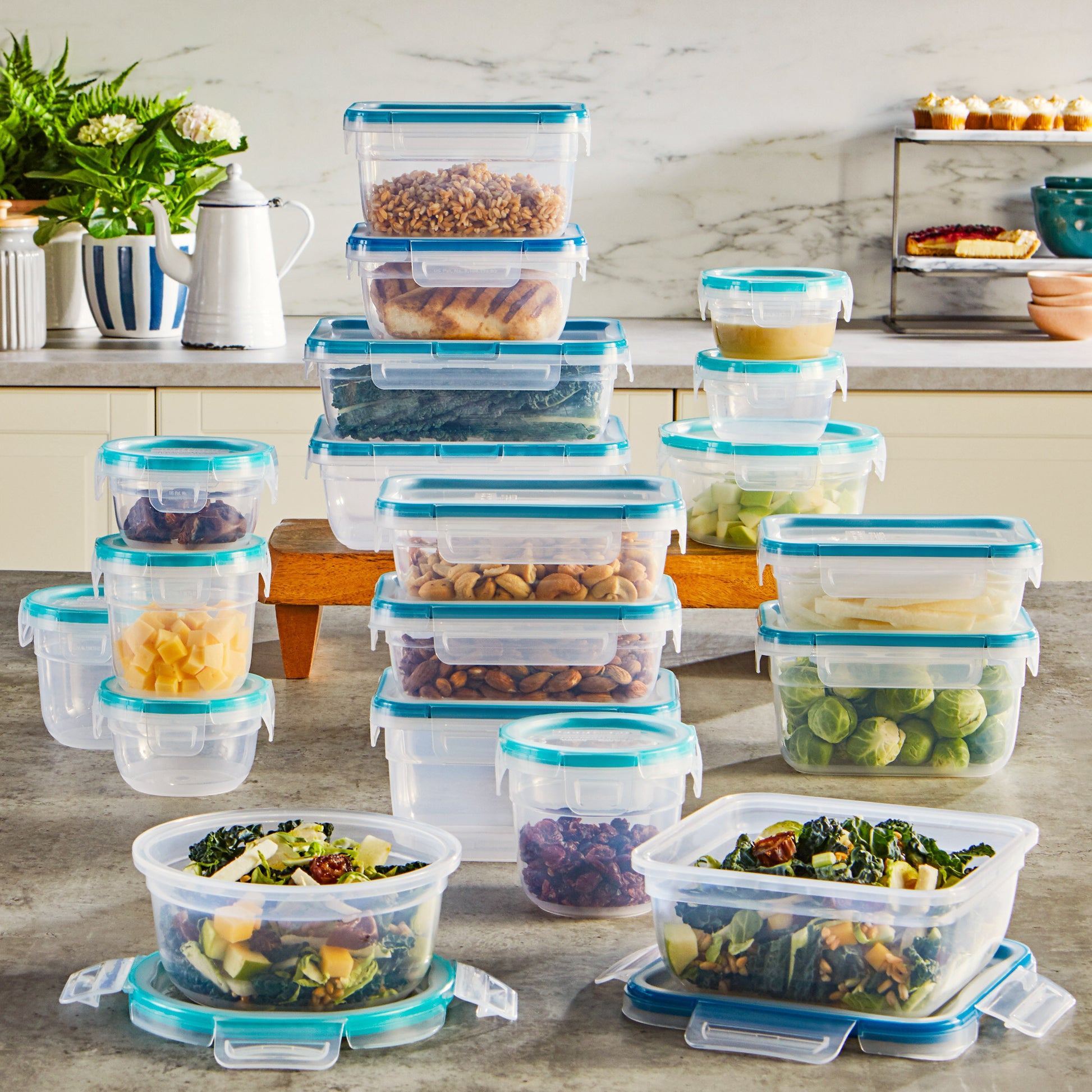 SNAPWARE 38-PIECE PLASTIC FOOD STORAGE SET
