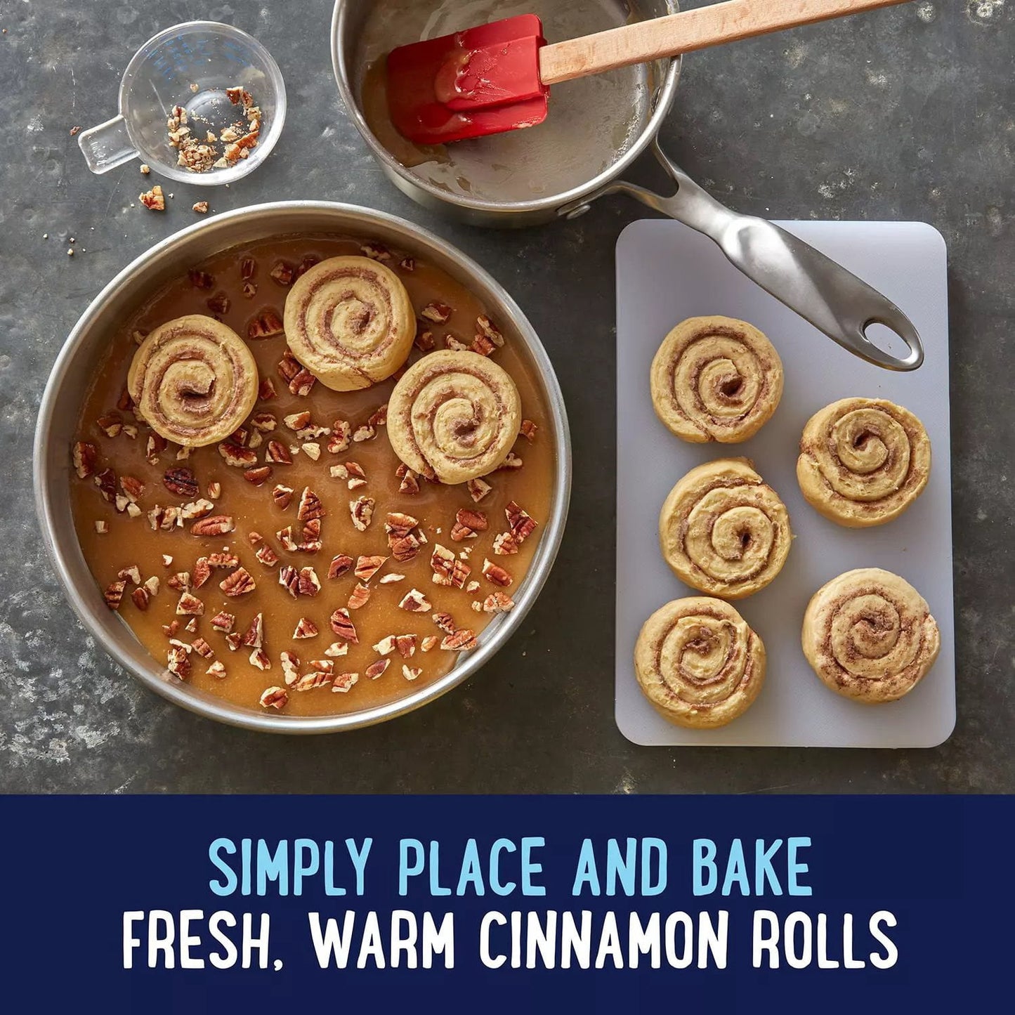 Pillsbury Cinnamon Rolls with Cinnabon Icing 13 oz., 4 pk.