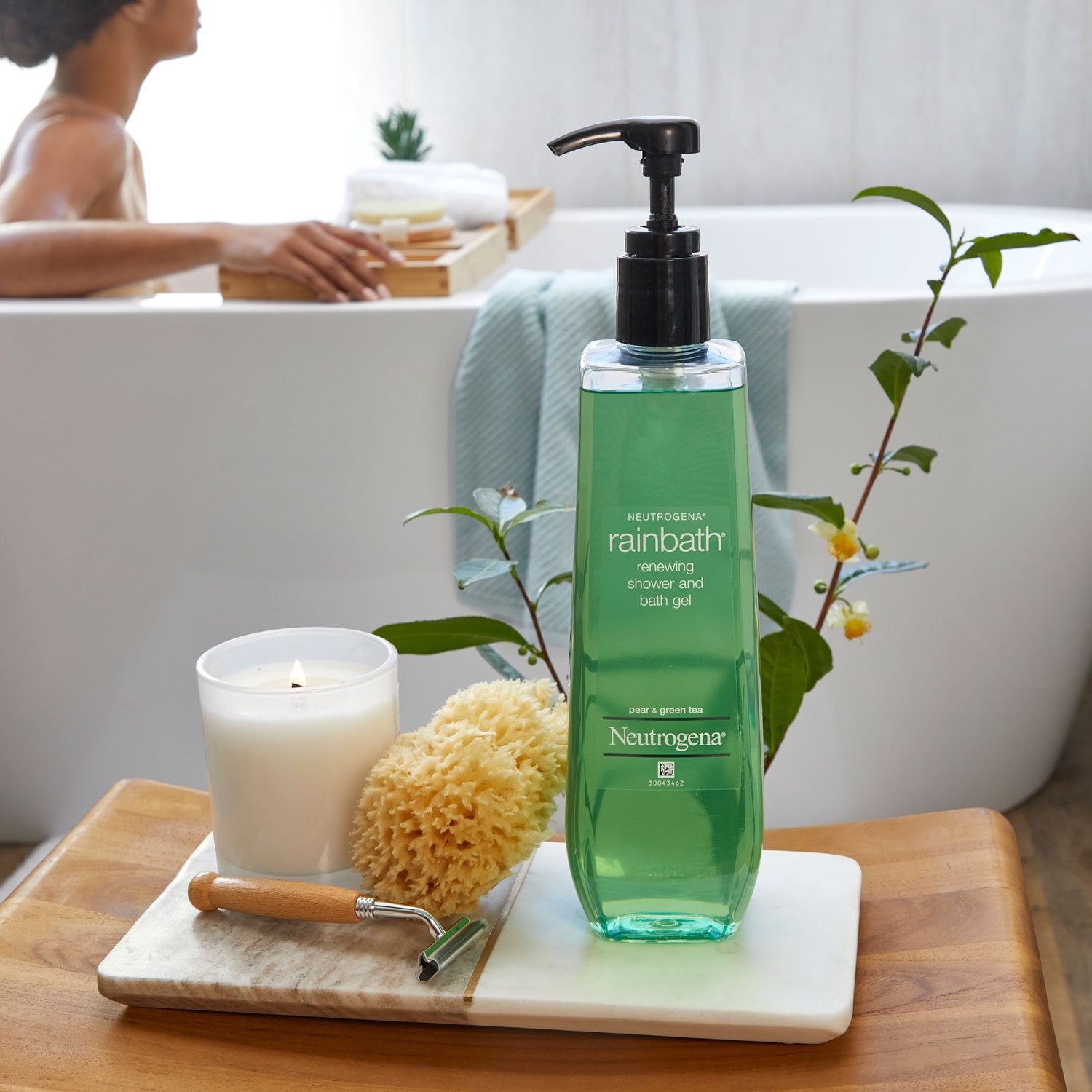 Neutrogena Rainbath Renewing Shower and Bath Gel, Pear & Green Tea, 40 fl. oz.