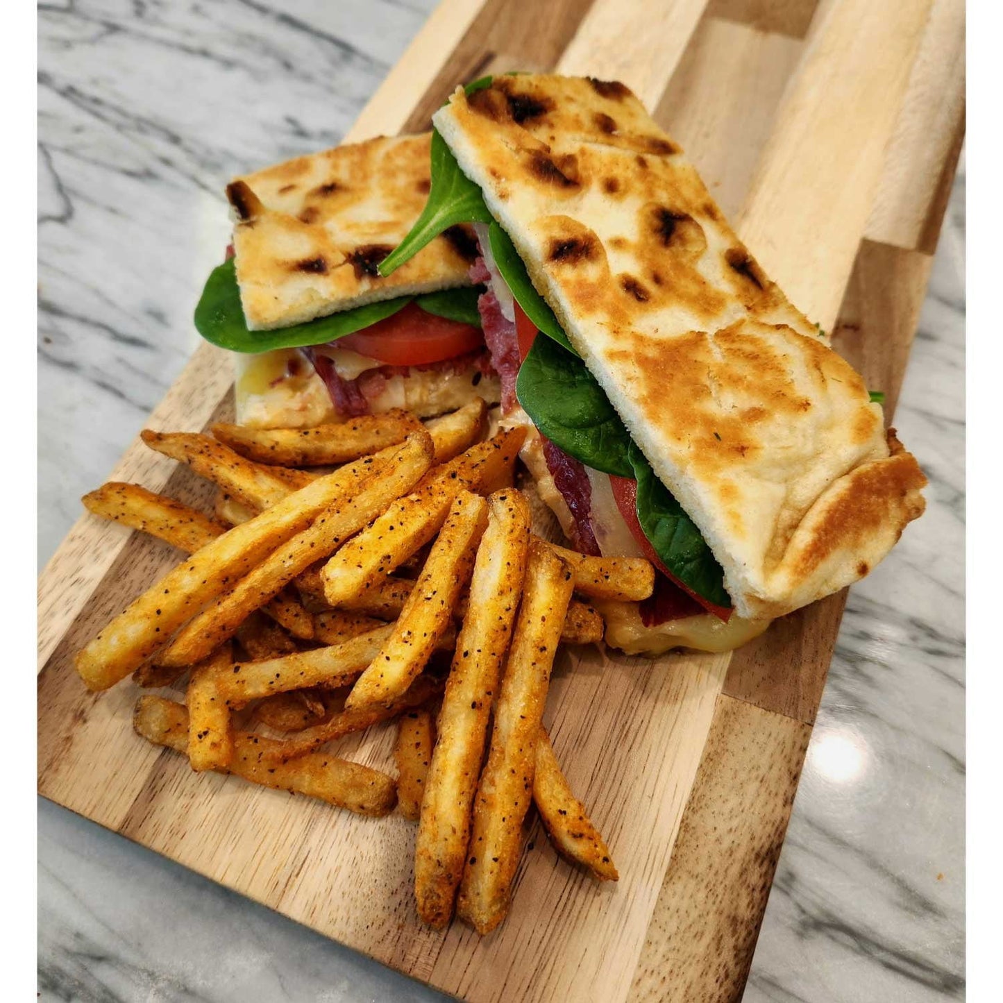 Member's Mark Original Stone Baked Naan 35.2 oz.