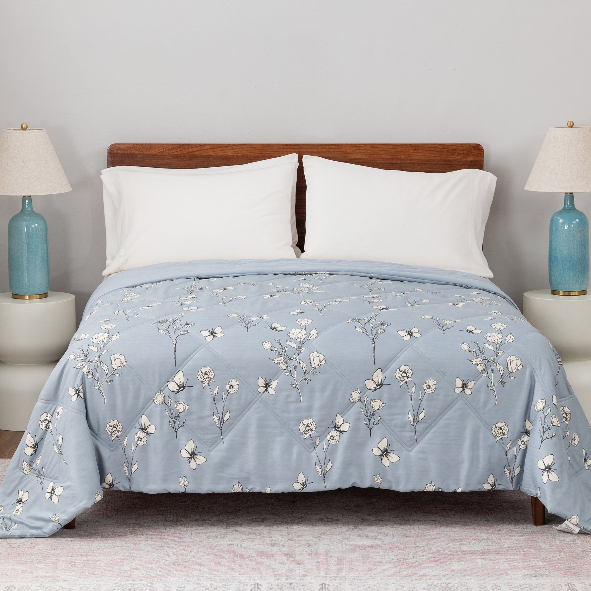 BERKSHIRE DOWN ALTERNATIVE KING BLANKET
