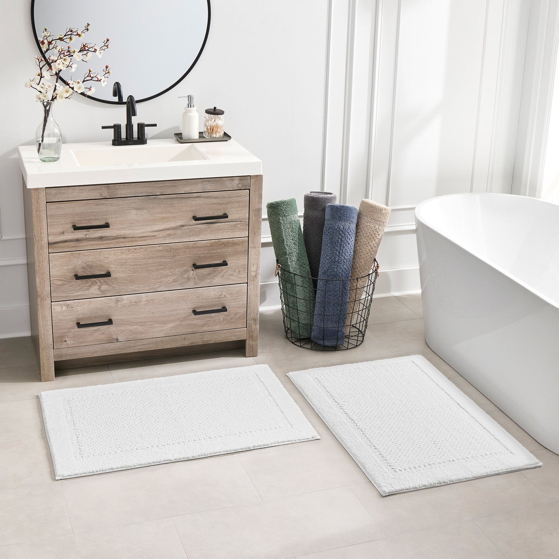 PURELY INDULGENT EVERYDAY BATH MAT