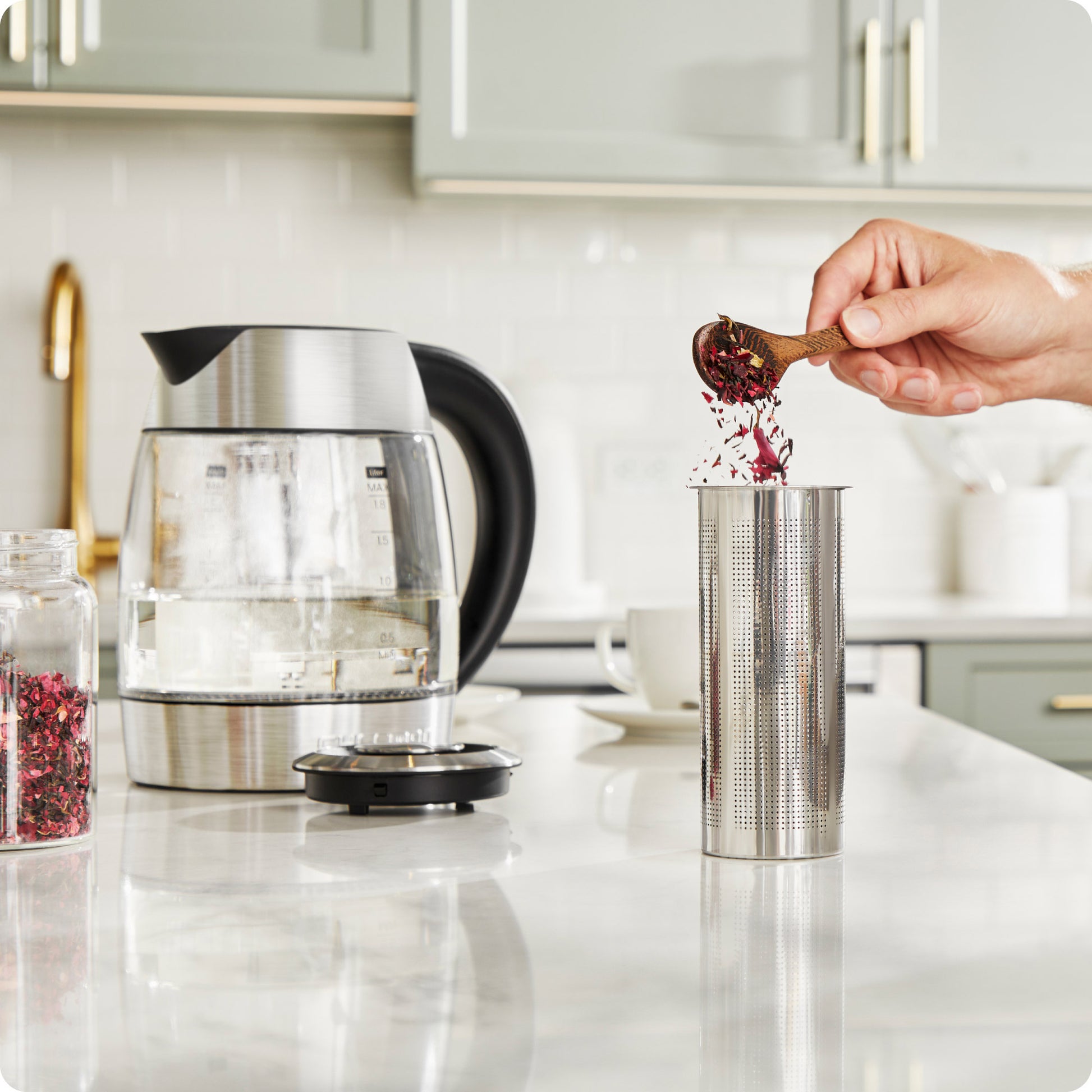 CHEFMAN KETTLE 1.8 LTR W/ TEA INFUSER