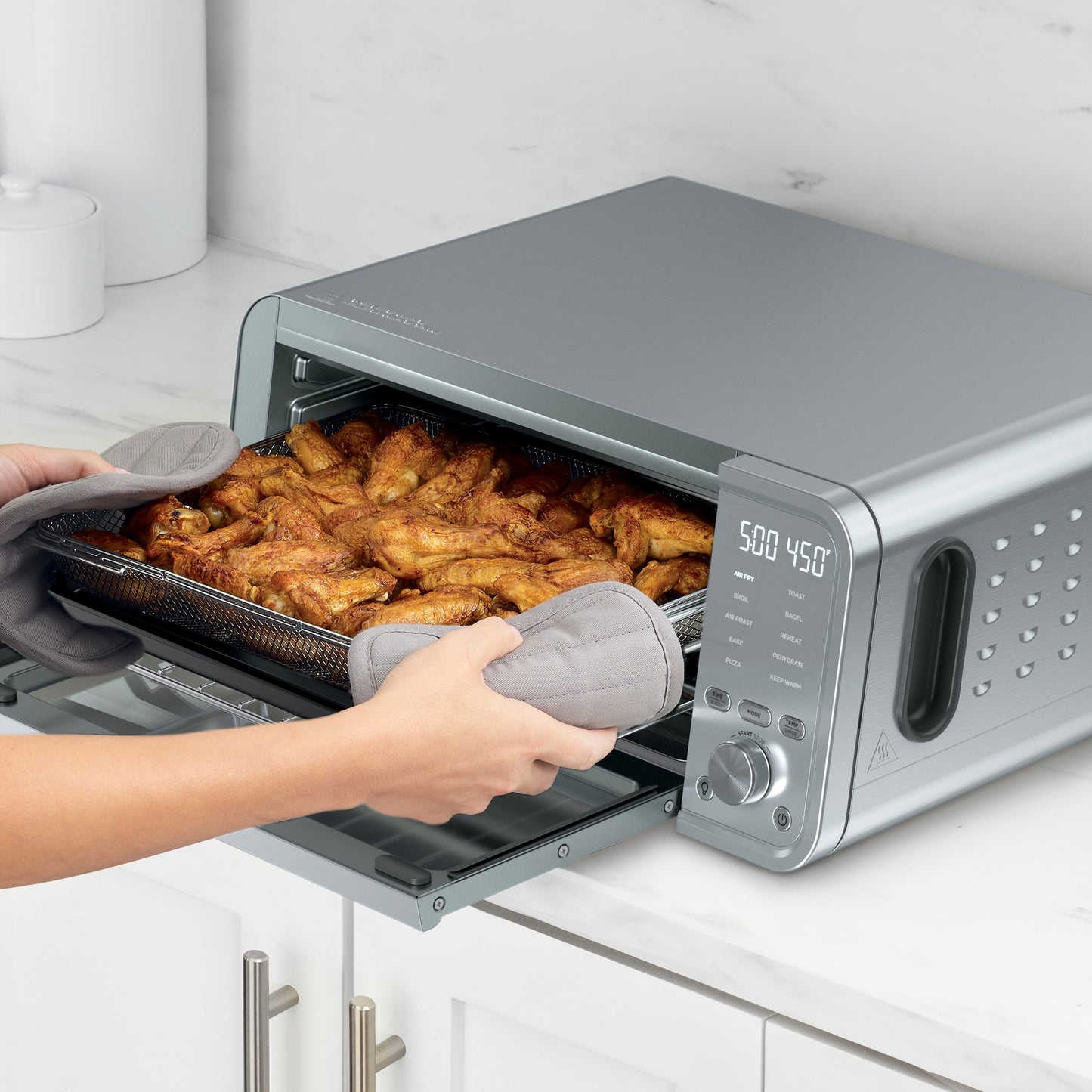 NINJA FLIP 10-IN-1 COUNTERTOP OVEN PRO ^