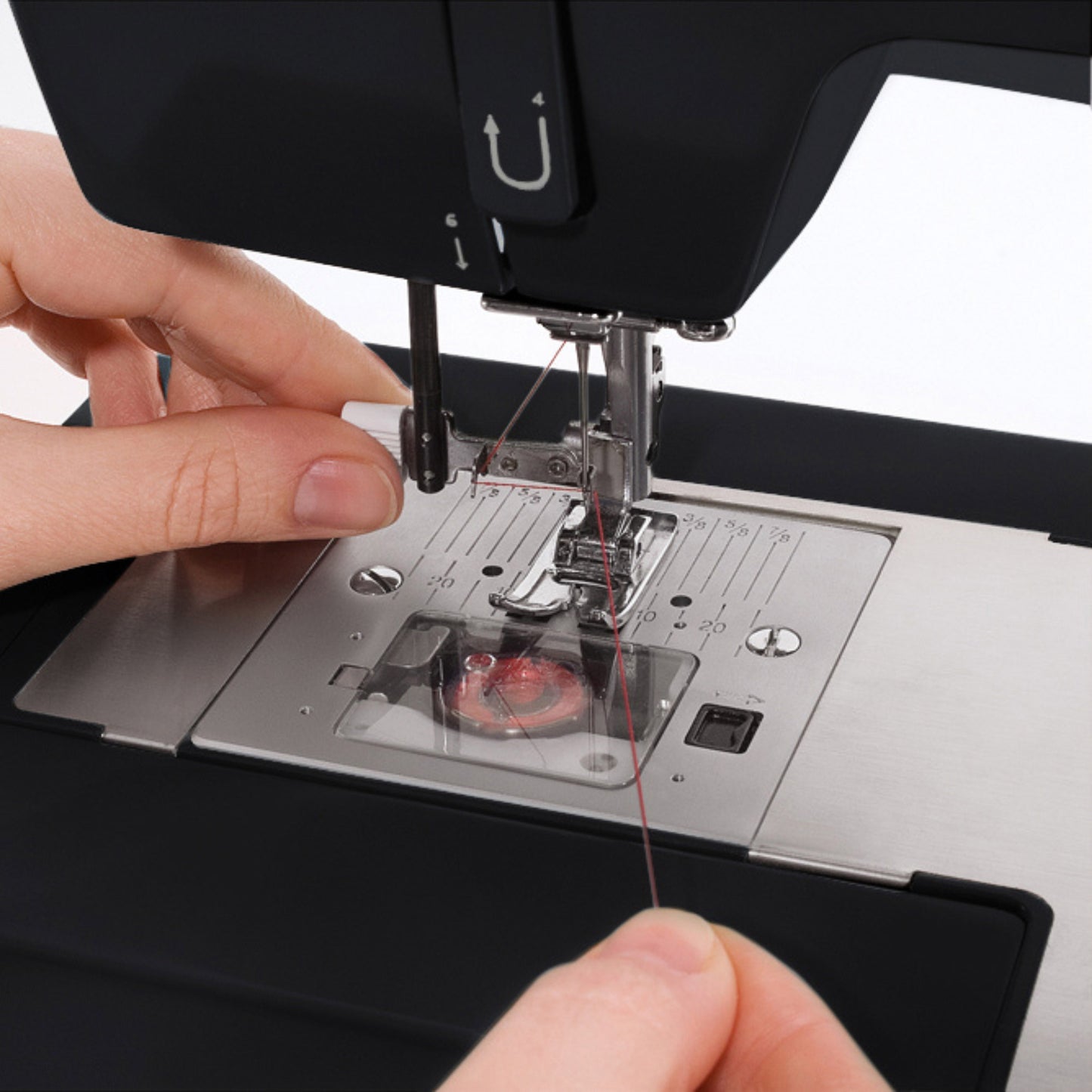 SINGER SEWING MACHINE HD8832 • 110 STITCH APPLICATIONS • BUILT IN NEEDLE THREADER • 32 BUILT IN STITCHES • 1 STEP BUTTONHOLE • 4 PRESSER FEET