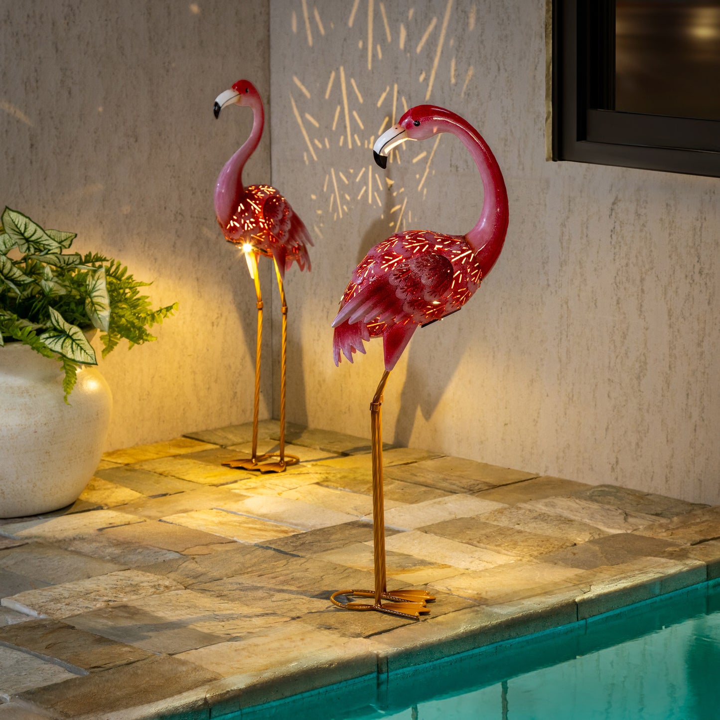 EVERGREEN SOLAR LED METAL FLAMINGO STATUE PAIR