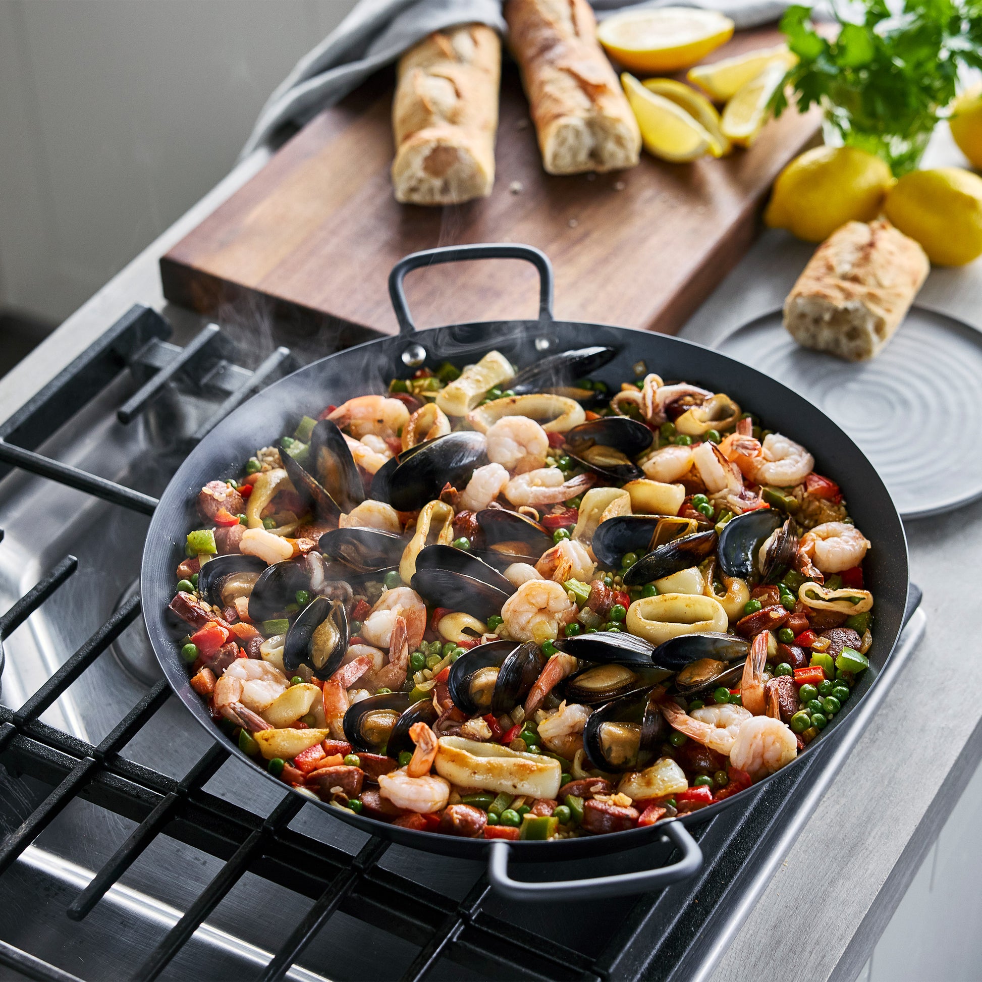 GREENPAN CARBON STEEL 15" PAELLA PAN