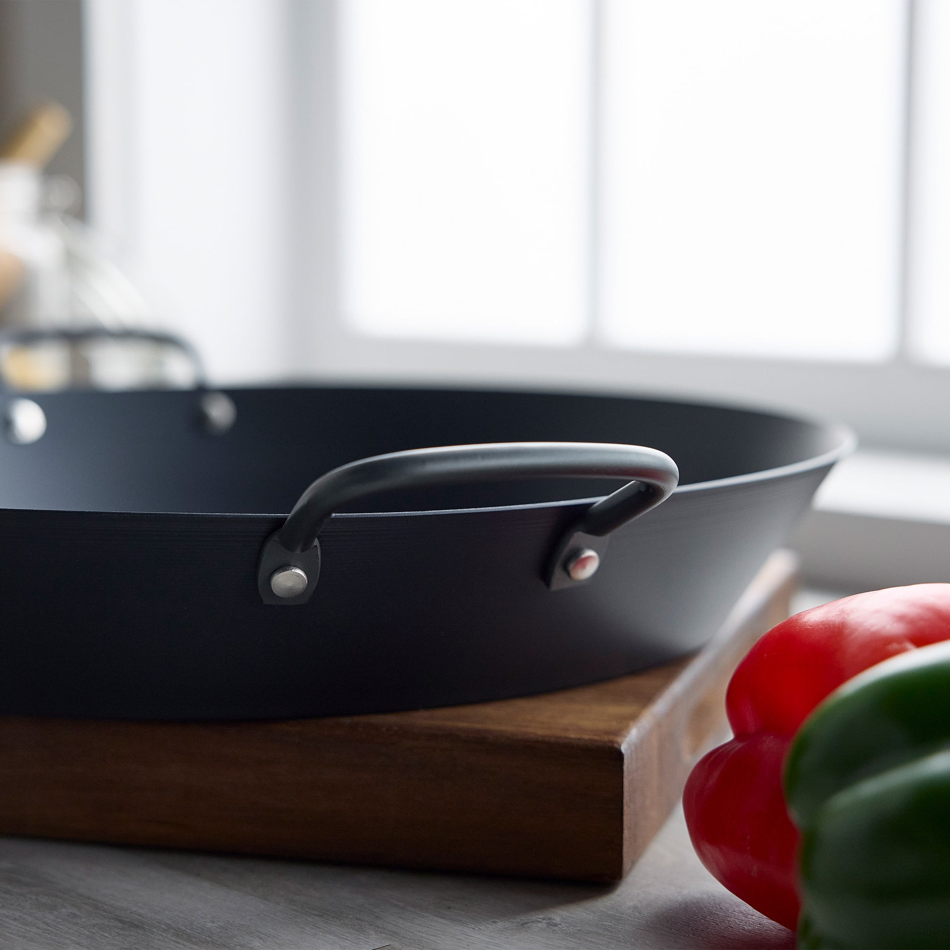 GREENPAN CARBON STEEL 15" PAELLA PAN