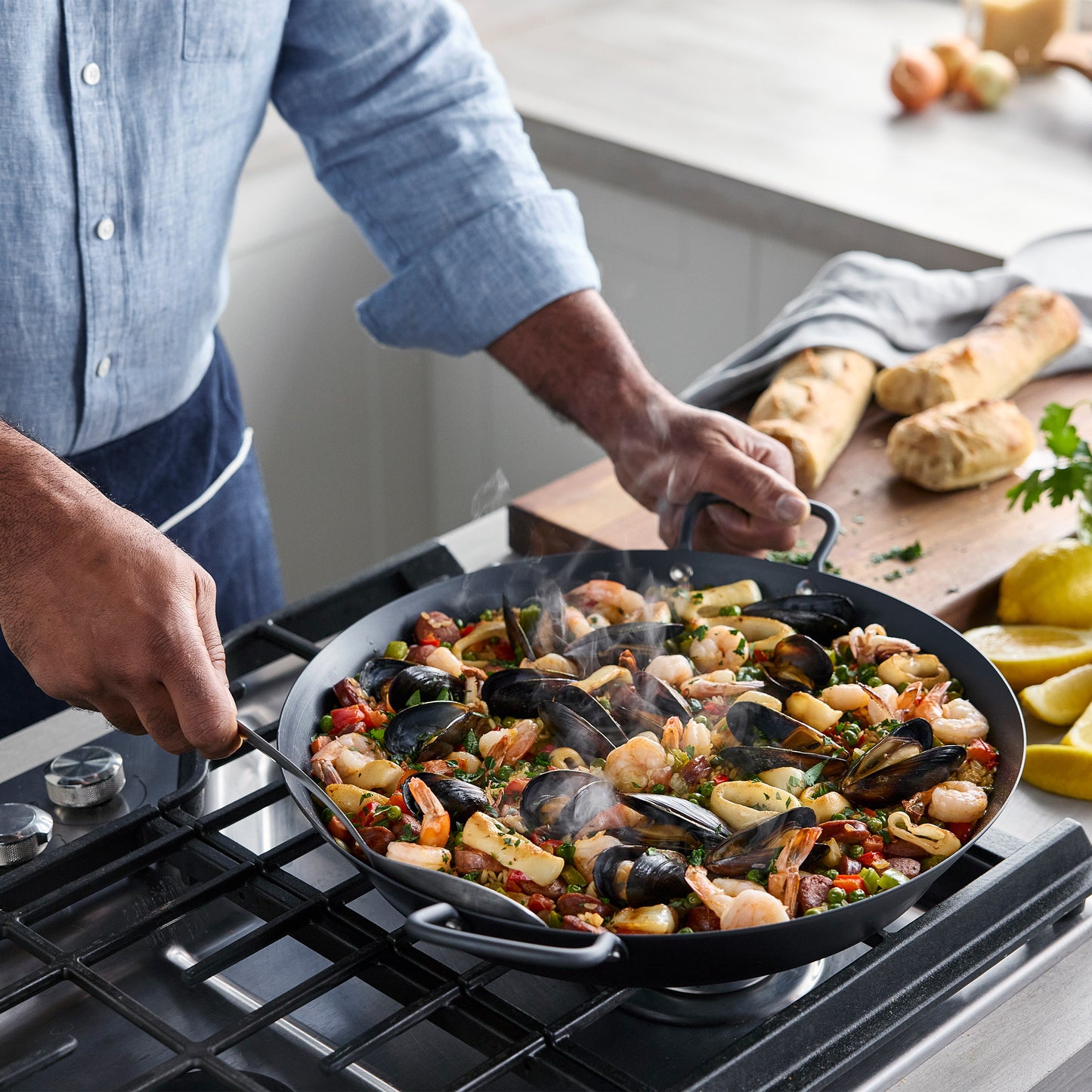 GREENPAN CARBON STEEL 15" PAELLA PAN