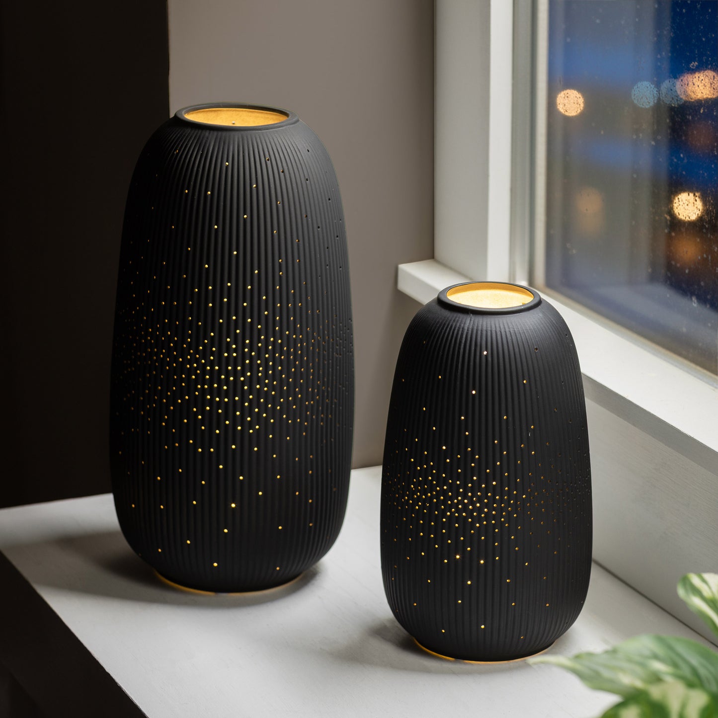 EVERGREEN LED PORCELAIN LANTERNS SET OF 2