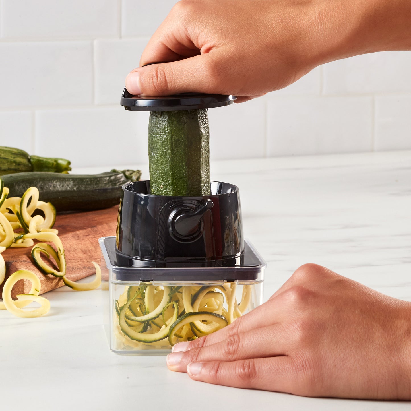 MIU 11-PIECE VEGETABLE CHOPPER AND SLICER
