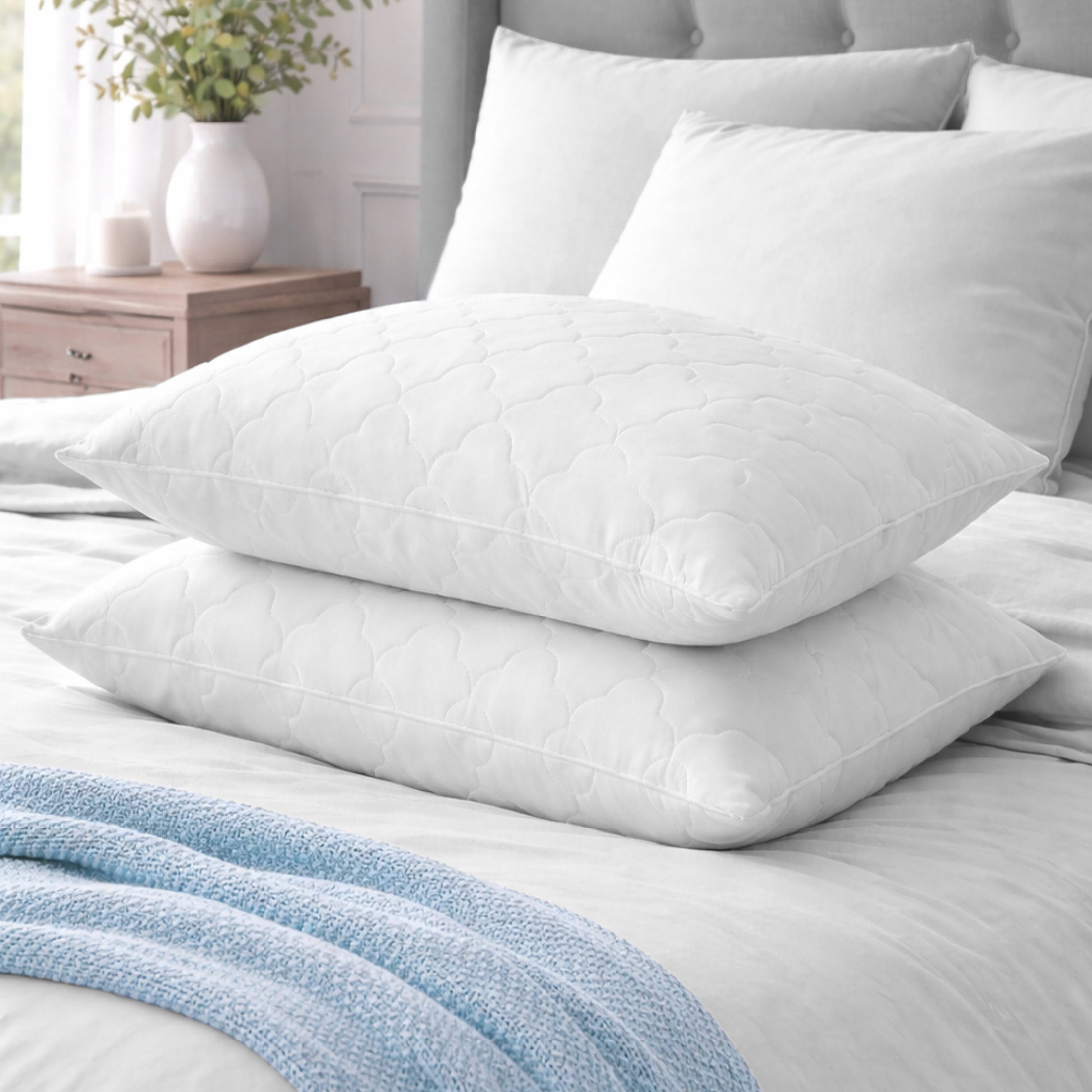 JENNIFER ADAMS COMFORTER SET 3 PIECE QUEEN