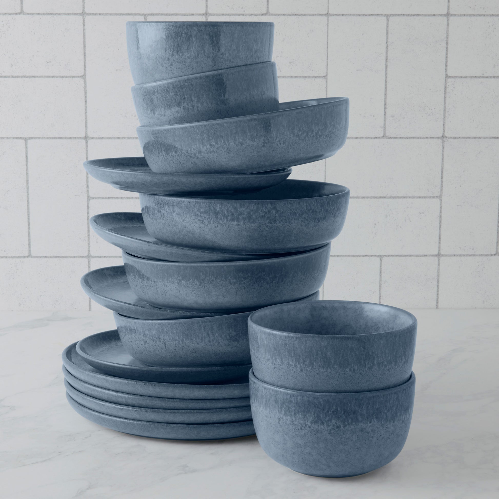 DENMARK 16-PIECE KAMILAH DINNERWARE SET