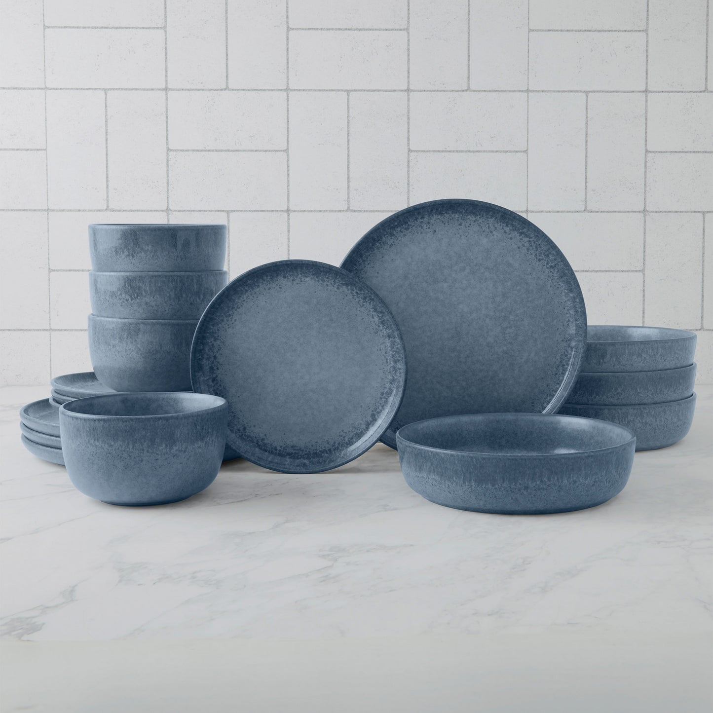 DENMARK 16-PIECE KAMILAH DINNERWARE SET