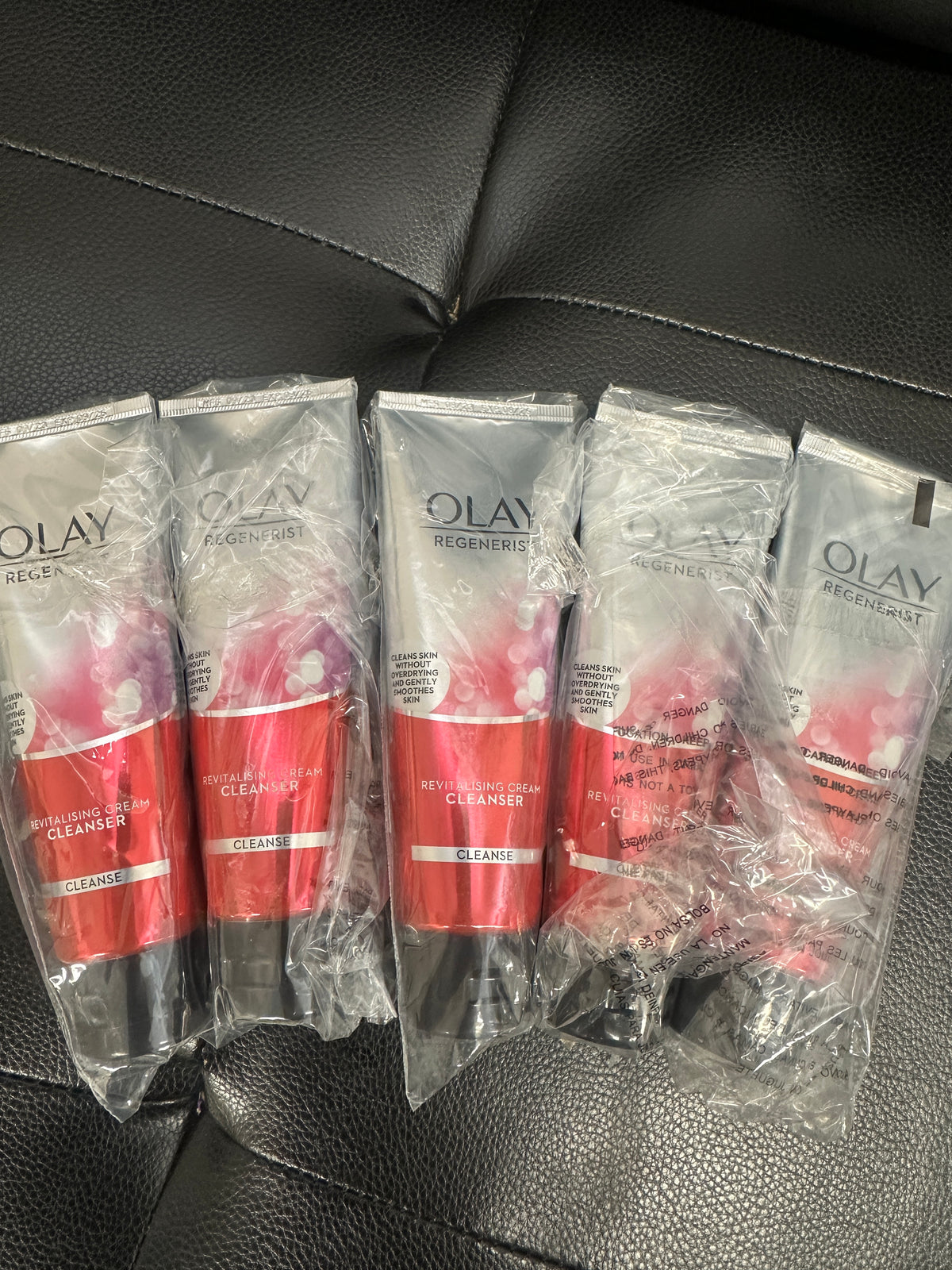 Olay Regenerist Advanced Revitalizing Face Wash Cleanser, 100g