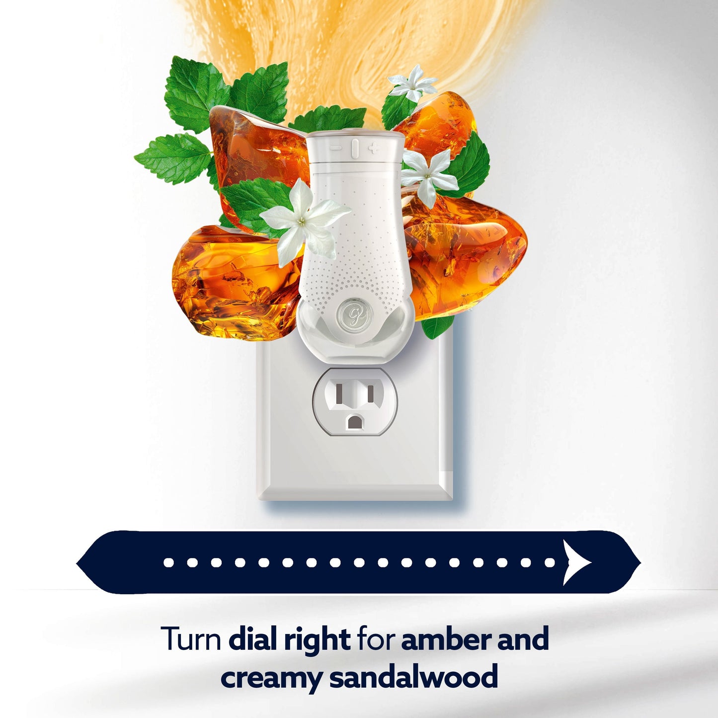 Glade CustomScent PlugIns Scented Oils, Leather and Golden Amber, 1 Warmer + 5 Refills. Total 3.35 fl. oz./99 ml.